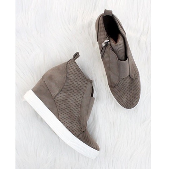 wedge sneakers journee
